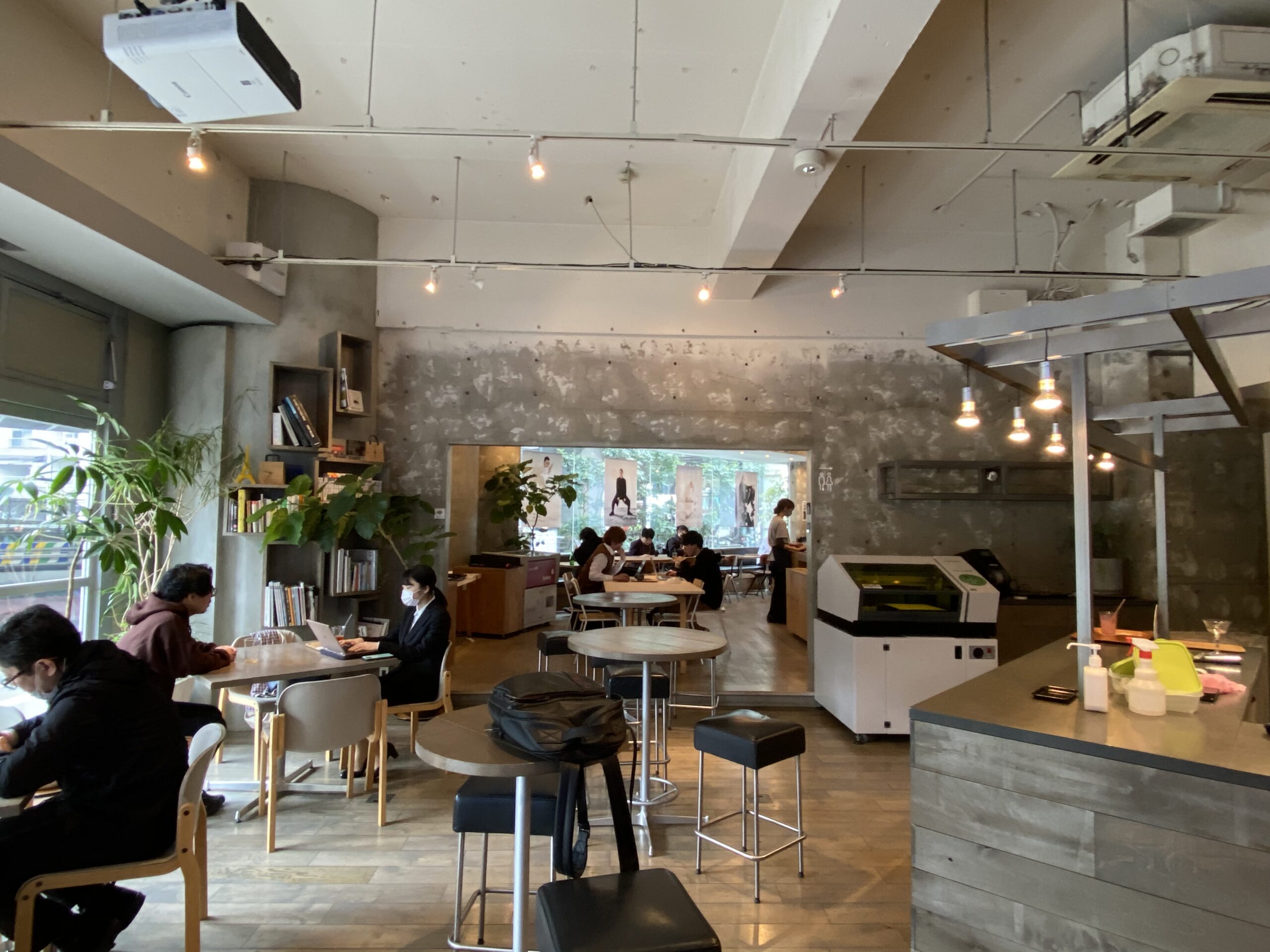 ブルートラベルエンジニア パソコン作業（プログラミング学習環境）におすすめのカフェ|渋谷