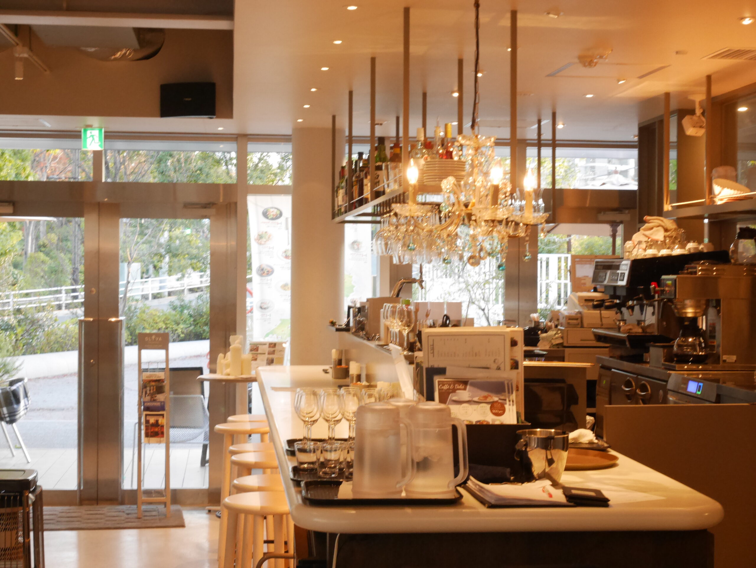 ブルートラベルエンジニア パソコン作業（プログラミング学習環境）におすすめのカフェ|新宿・高田馬場 Cucina Caffe OLIVA（クッチーナ・カフェ・オリーヴァ）